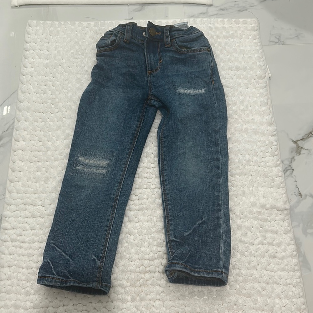 Old navy boys pants size 3T good condition!